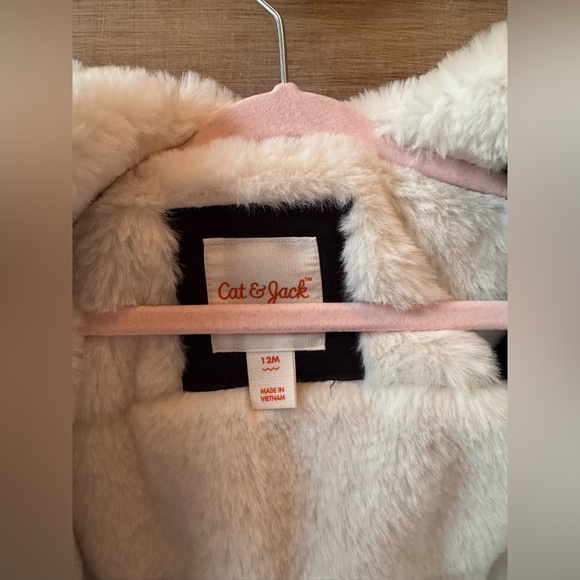BRAND NEW NEVER WORN Cat & Jack Winter Jacket - Picture 4 of 5